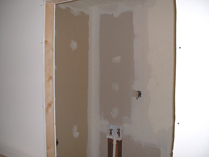 lookingintowashroom