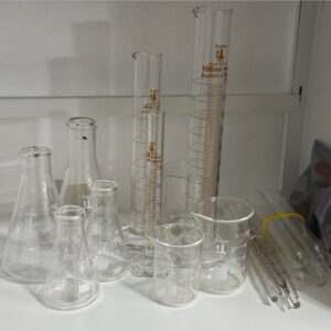 15-Piece Karter Scientific Borosilicate Laboratory Glassware Set – Graduated Cylinders, Erlenmeyer Flasks, Beakers, and Pipettes