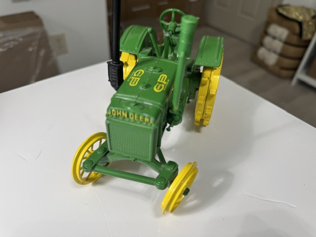 John Deere GP Wide-Tread Tractor – Die-Cast Collector Model - Image 3