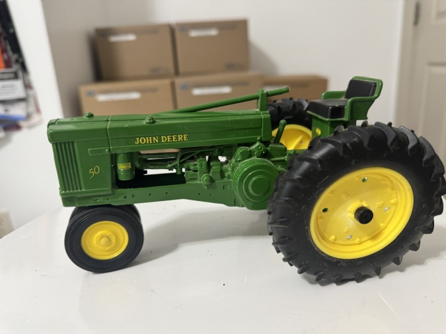 John Deere Model 50 Tractor Toy Replica (Wide Front) - Image 4
